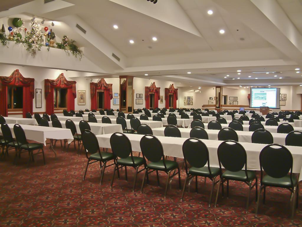Bavarian Inn Lodge Frankenmuth Bagian luar foto
