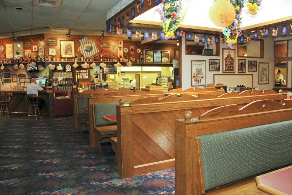 Bavarian Inn Lodge Frankenmuth Bagian luar foto