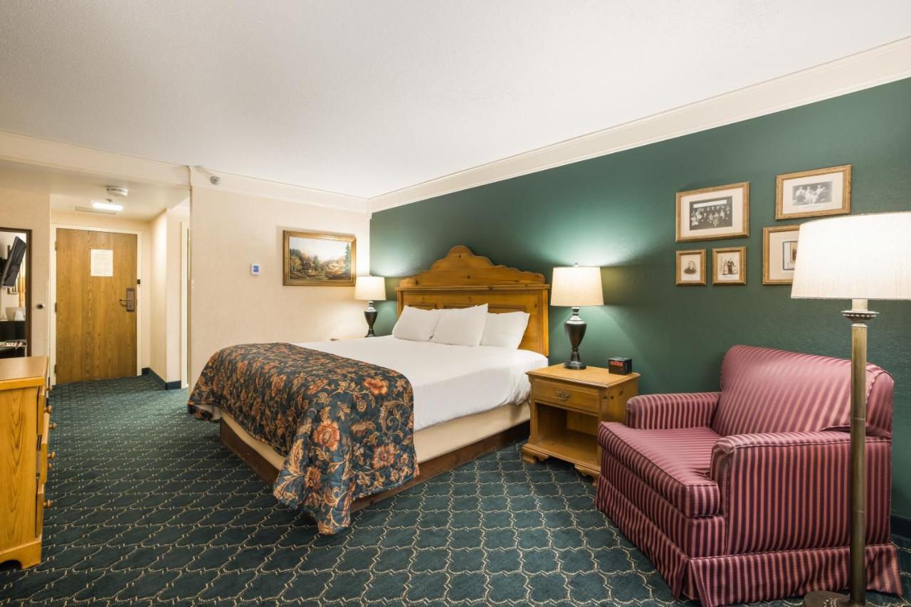 Bavarian Inn Lodge Frankenmuth Bagian luar foto